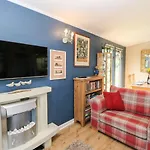 6 Badgers Retreat